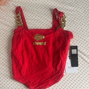 Fanatics Red Kansas City Chiefs Crop Top with Gold Chain Straps